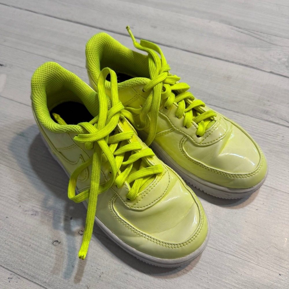 Nike Air Force 1 LV8 UV Reactive Volt neon yellow unisex kids youth US Size 13